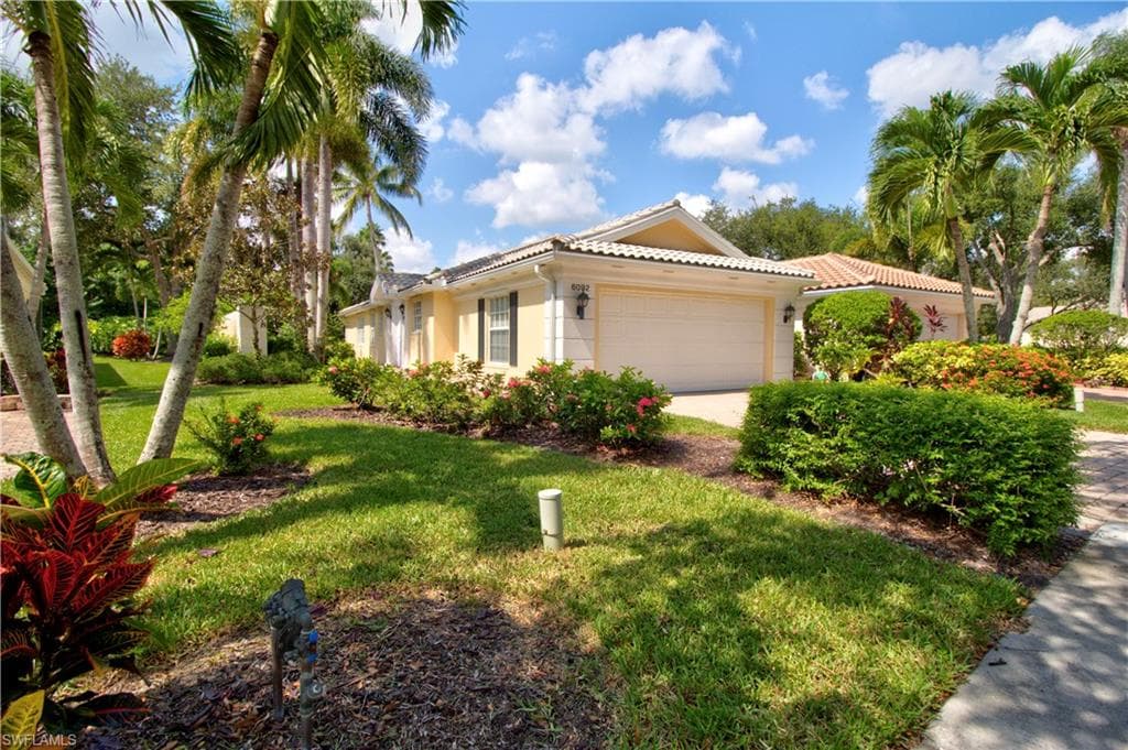 6092 Andros WAY NAPLES, FL 34119