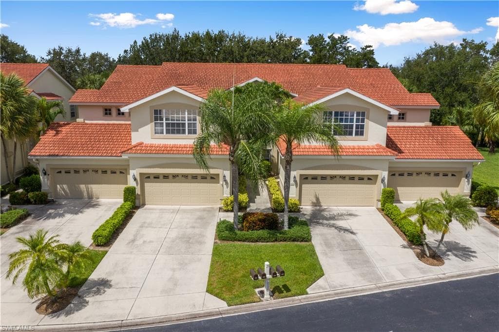 15131 Royal Windsor LN 2003 FORT MYERS, FL 33919
