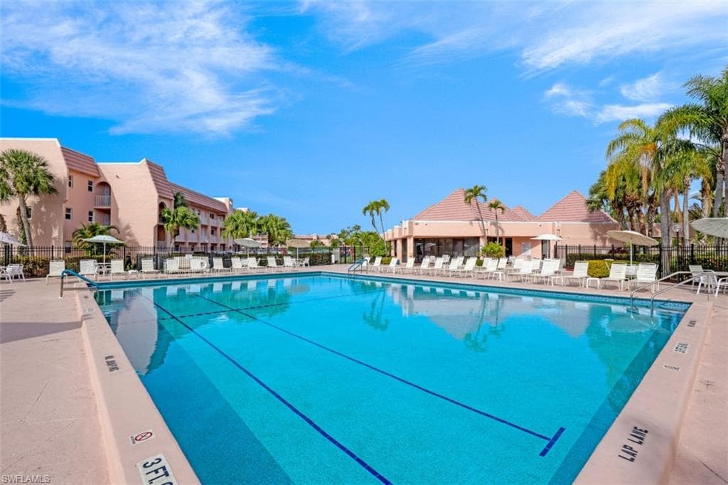 300 Forest Lakes BLVD 102 NAPLES, FL 34105