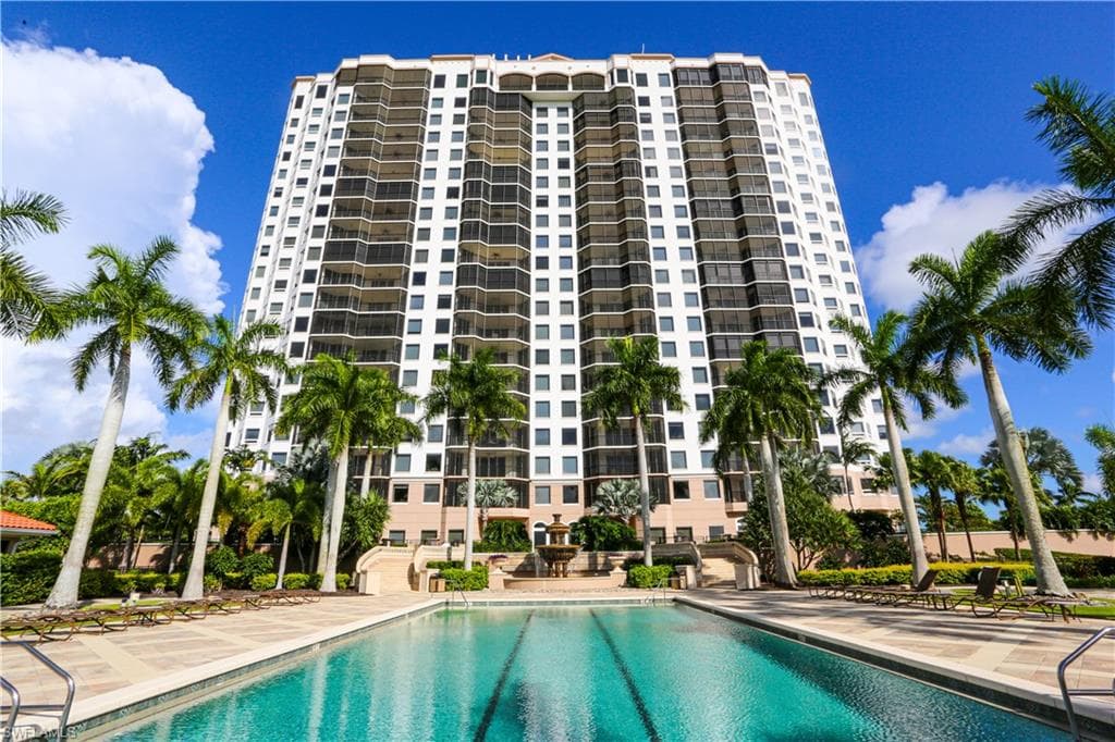 1060 Borghese LN 603 NAPLES, FL 34114
