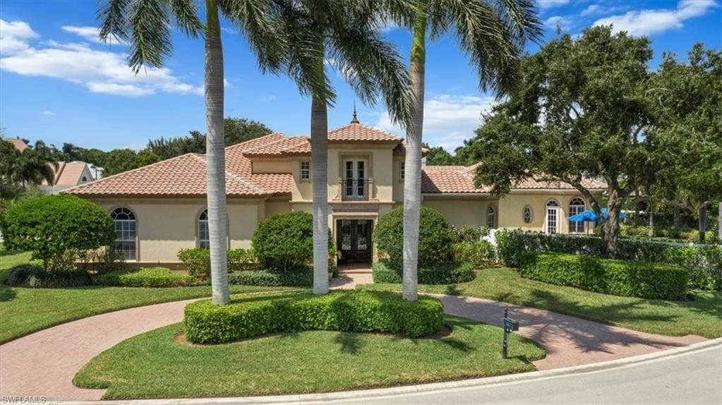 709 Teal CT NAPLES, FL 34108