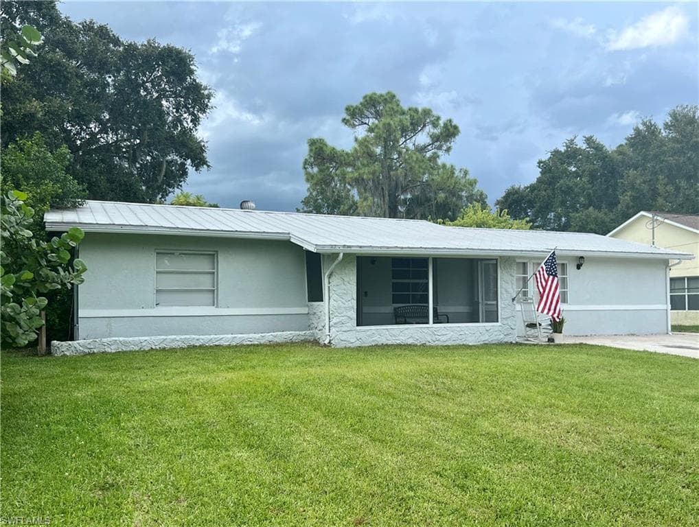 2170 Gardner RD ALVA, FL 33920