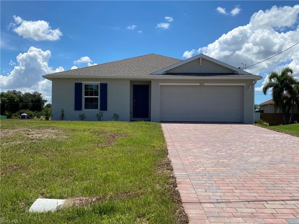 1802 NE 34th LN CAPE CORAL, FL 33909