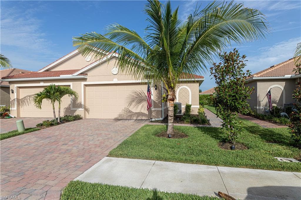 4431 Dutchess Park RD FORT MYERS, FL 33916