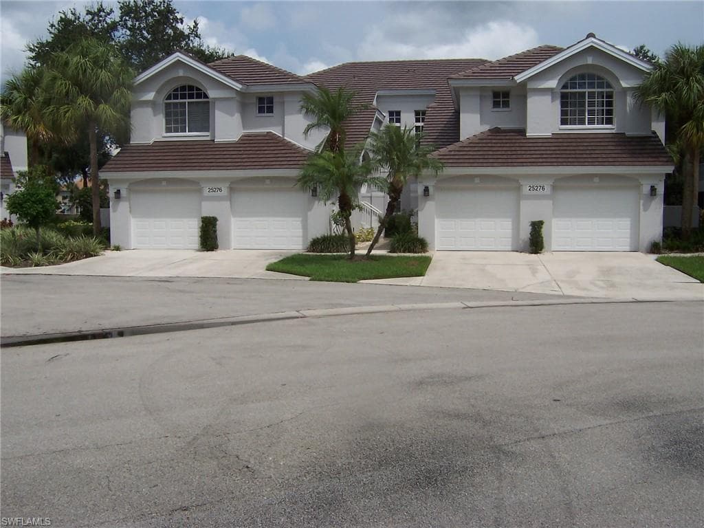 25276 Pelican Creek CIR 101 BONITA SPRINGS, FL 34134