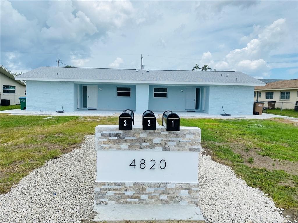 4820 Marine DR 1-3 CAPE CORAL, FL 33904