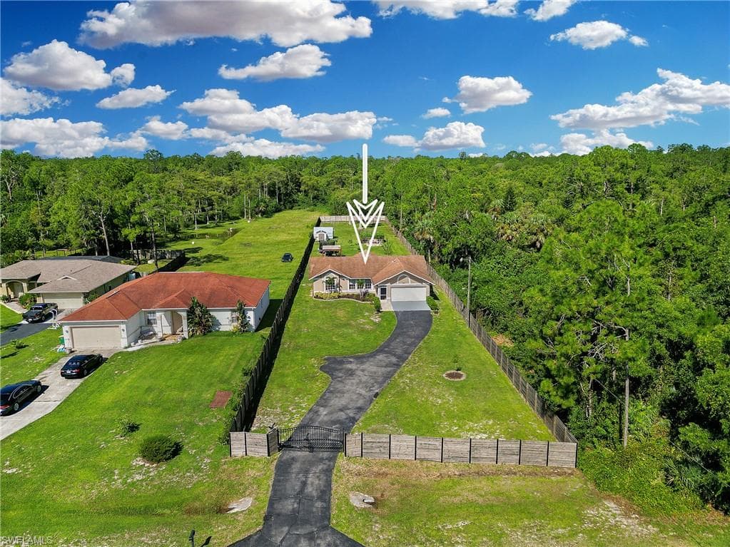 2231 19th ST SW NAPLES, FL 34117