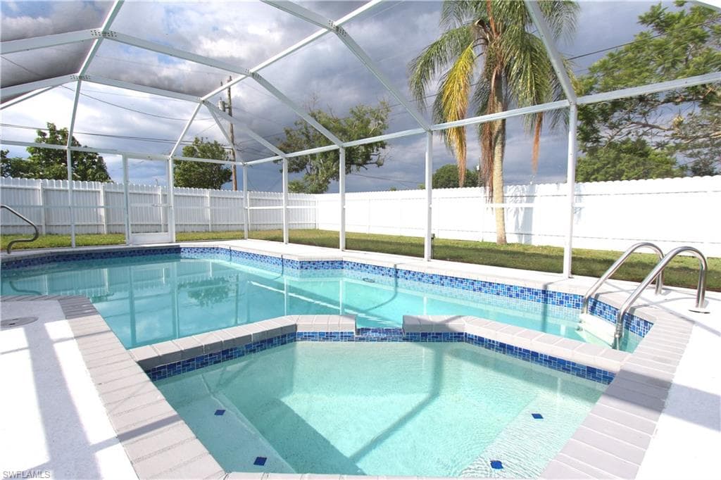 116 Oleander RD LEHIGH ACRES, FL 33936