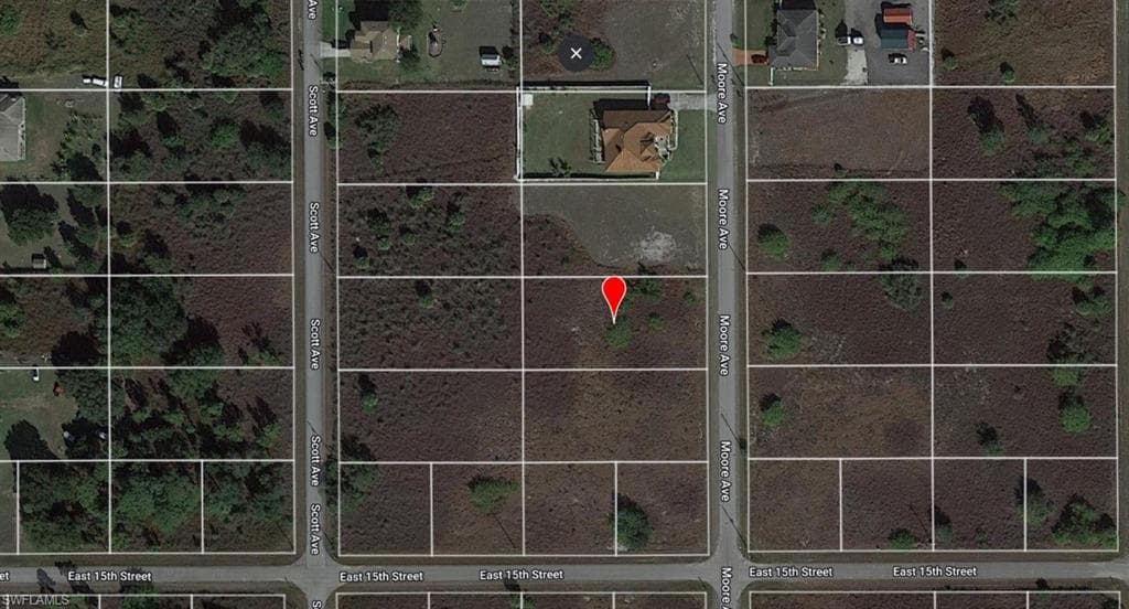 1505 Moore AVE LEHIGH ACRES, FL 33972