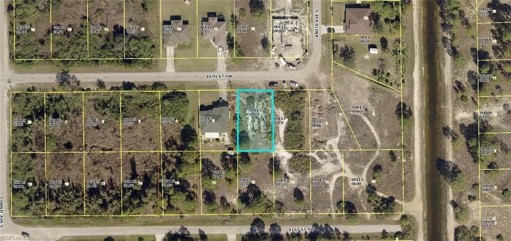 2505 40th ST SW LEHIGH ACRES, FL 33976