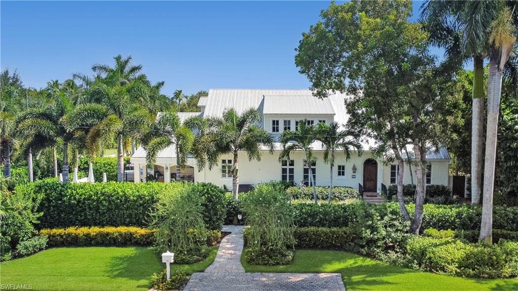 486 3rd AVE N NAPLES, FL 34102