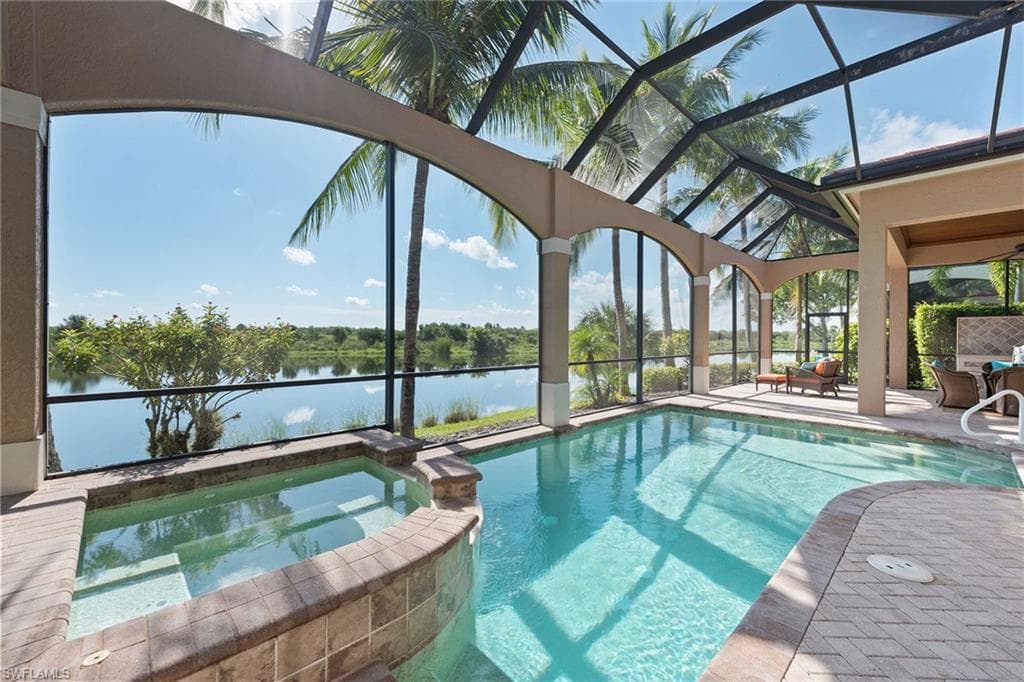 8528 Bellagio DR NAPLES, FL 34114