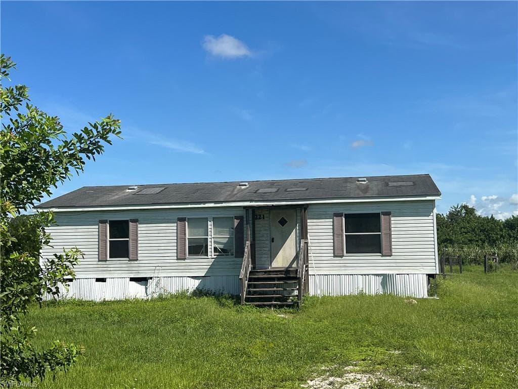 221 Horse Club AVE CLEWISTON, FL 33440