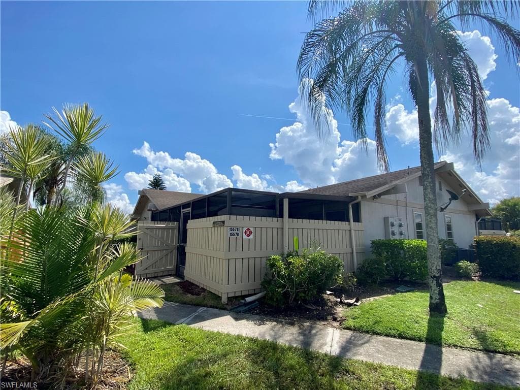15576 Crystal Lake DR NORTH FORT MYERS, FL 33917