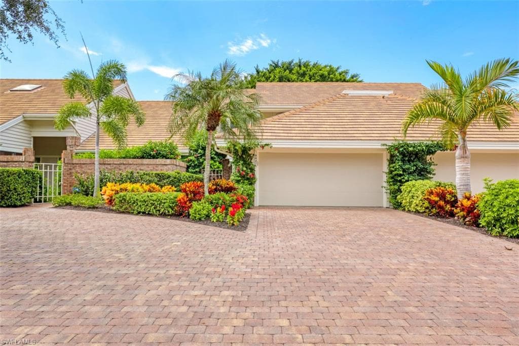 6647 Trident WAY B-3 NAPLES, FL 34108