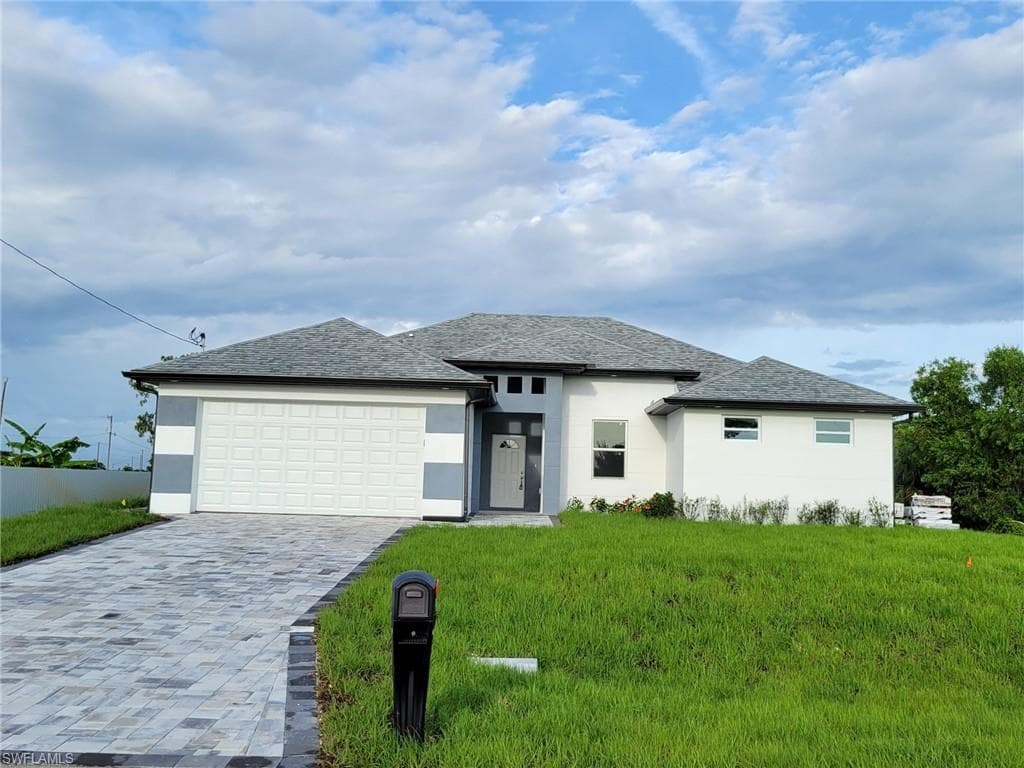2819 Nelson RD N CAPE CORAL, FL 33993