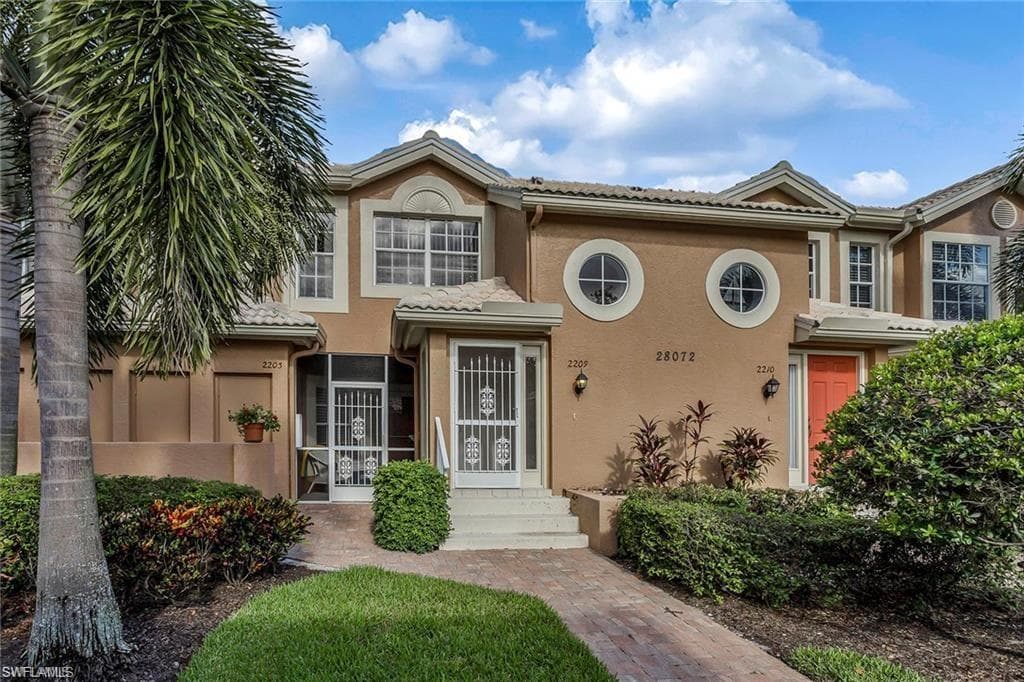 28072 Cavendish CT 2209 BONITA SPRINGS, FL 34135
