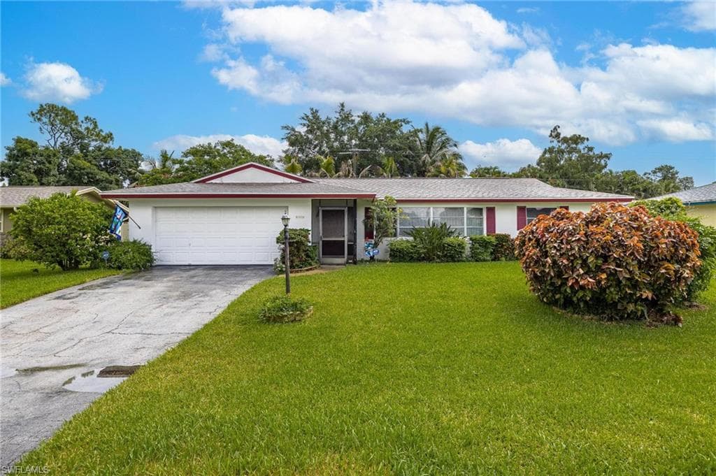 7025 E Fountainhead RD FORT MYERS, FL 33919