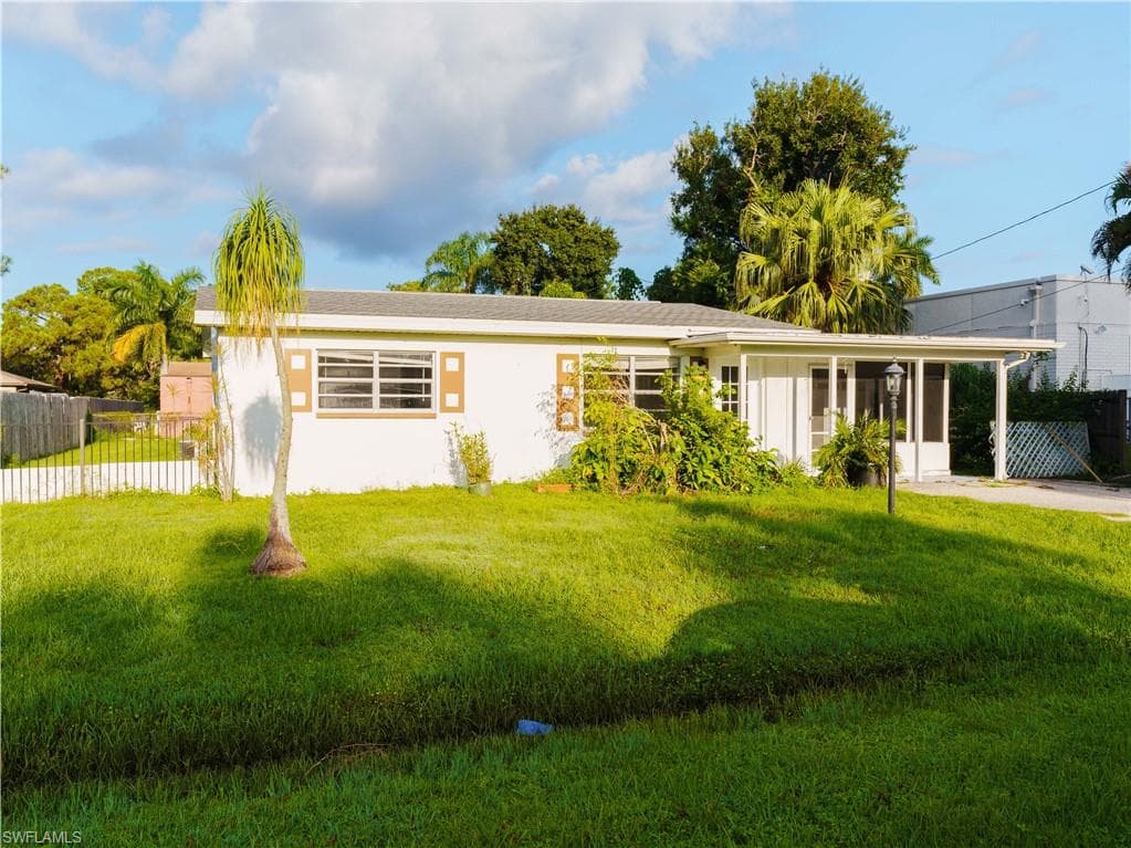 1757 Magnolia DR NORTH FORT MYERS, FL 33917