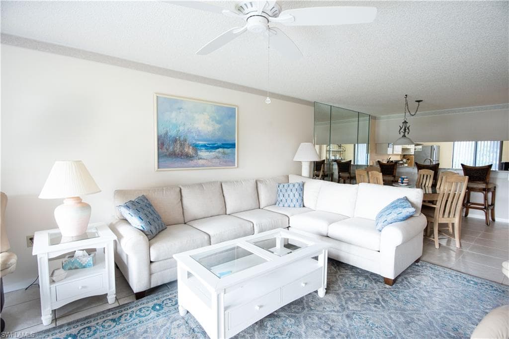 5725 Gage LN E-103 NAPLES, FL 34113