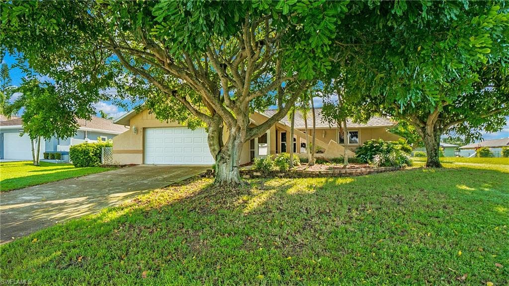 407 SE 8th PL CAPE CORAL, FL 33990