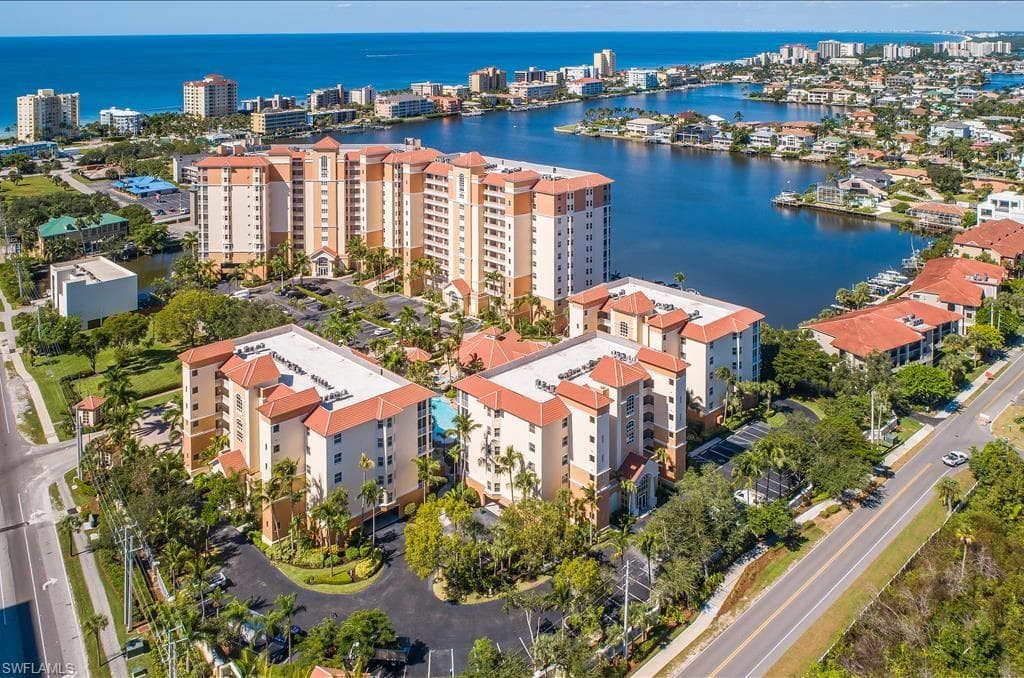 460 LAUNCH CIR 503 NAPLES, FL 34108