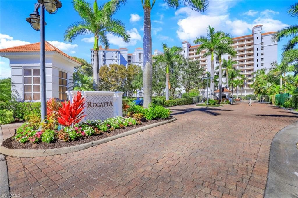 400 Flagship DR 801 NAPLES, FL 34108
