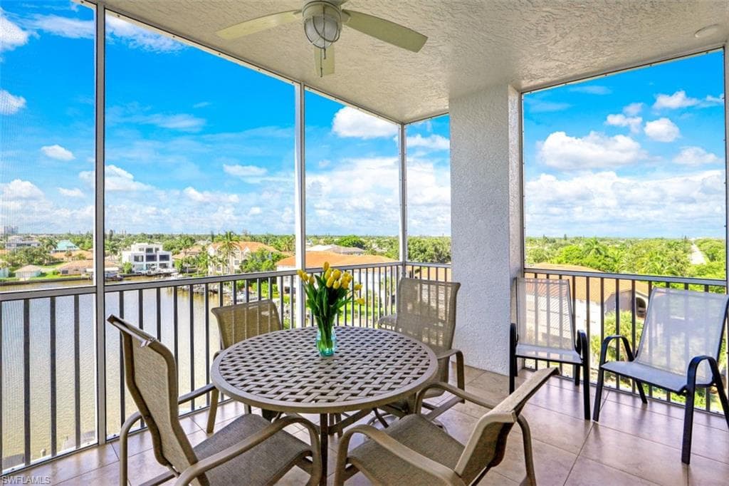 410 FLAGSHIP DR 606 NAPLES, FL 34108
