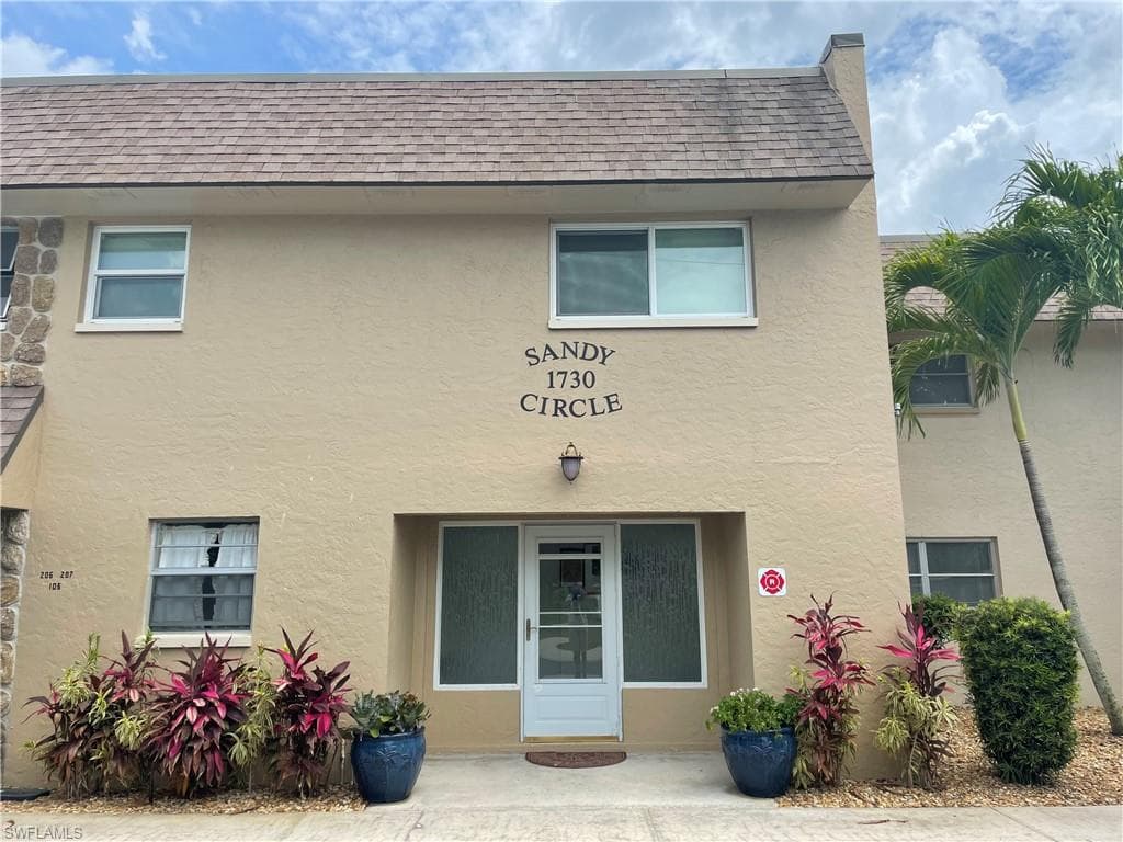 1730 Sandy CIR 105 CAPE CORAL, FL 33904