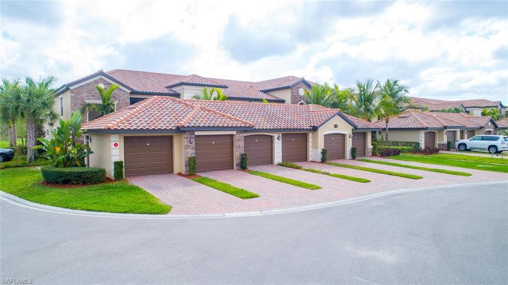 28011 Bridgetown CT 5211 BONITA SPRINGS, FL 34135