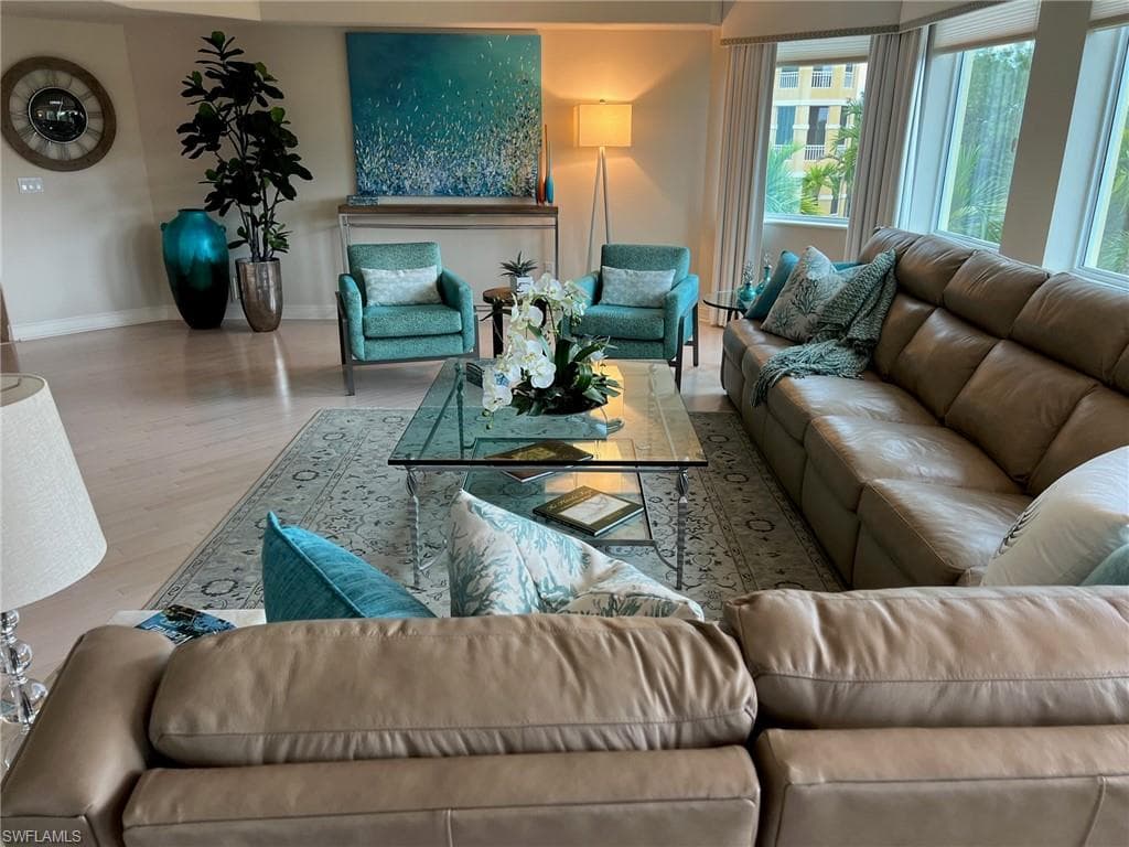 2728 Tiburon BLVD E A-302 NAPLES, FL 34109