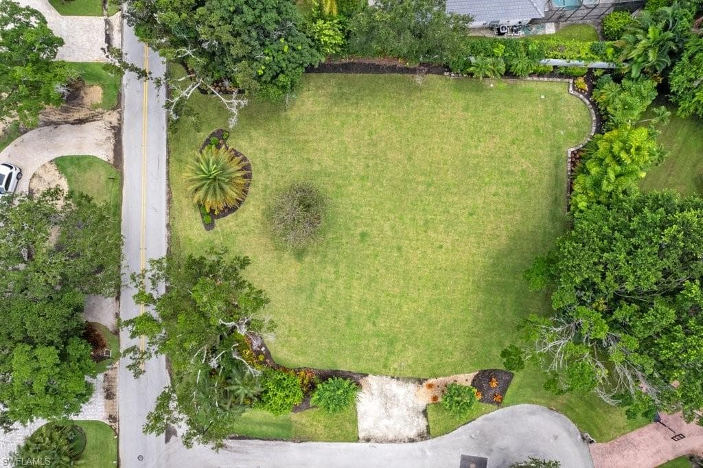 590 Spring Line DR NAPLES, FL 34102