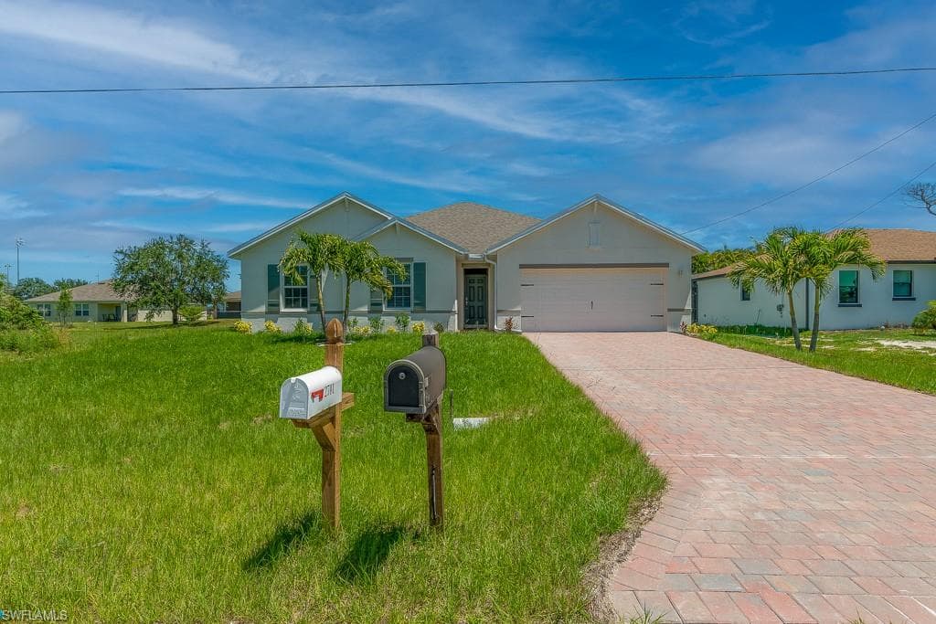 2701 SW 4th TER CAPE CORAL, FL 33991