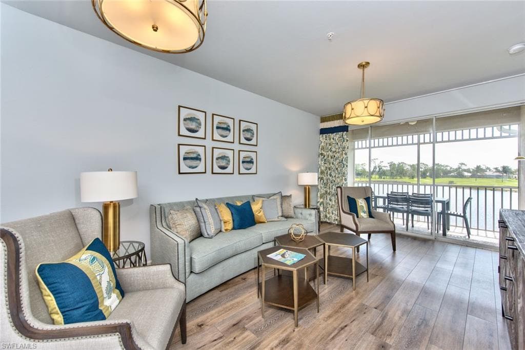 7895 Mahogany Run LN 1426 NAPLES, FL 34113