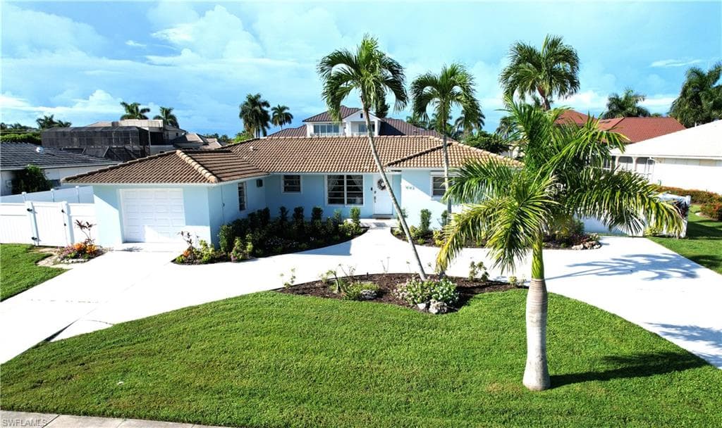 442 Tarpon CT MARCO ISLAND, FL 34145