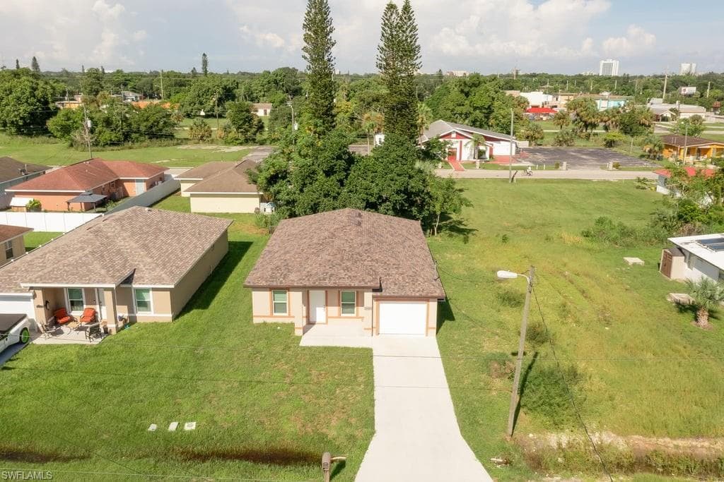 2088 Fountain ST FORT MYERS, FL 33916