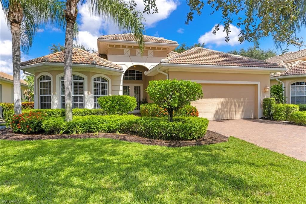 6959 Amen Corner CT NAPLES, FL 34113