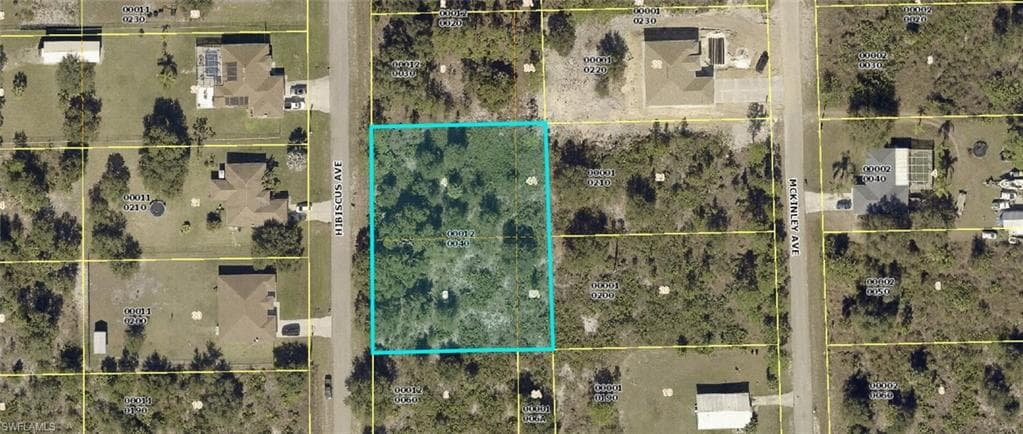 816 Hibiscus AVE LEHIGH ACRES, FL 33972