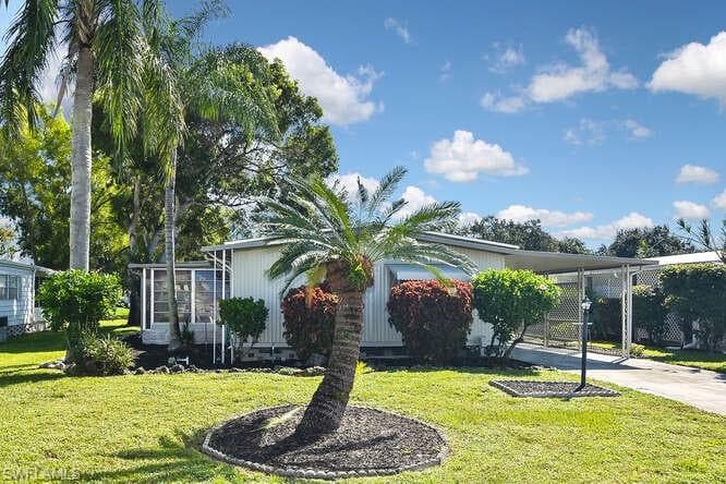 82 Le Mans DR NAPLES, FL 34112