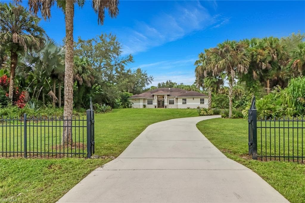 3860 20th AVE SE NAPLES, FL 34117