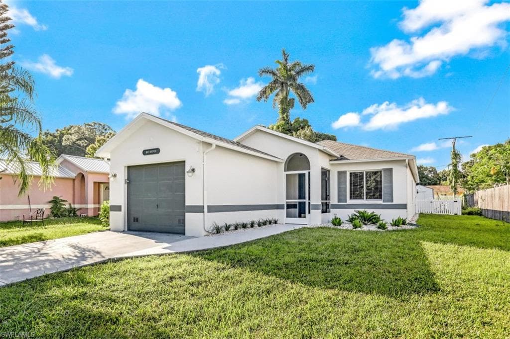 10100 Carolina ST BONITA SPRINGS, FL 34135