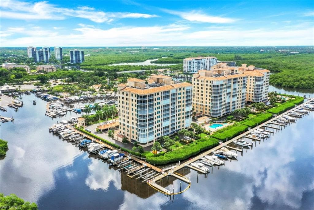 445 Dockside DR B-502 NAPLES, FL 34110