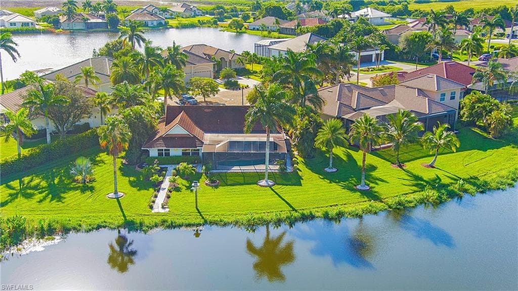 18019 Broadview DR NAPLES, FL 34114