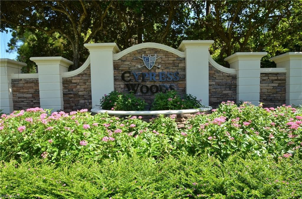2750 Cypress Trace CIR 2636 NAPLES, FL 34119