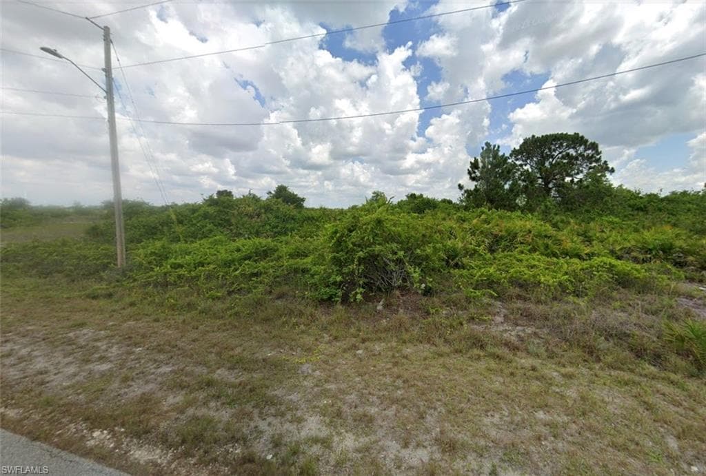 633 Cane ST E LEHIGH ACRES, FL 33974