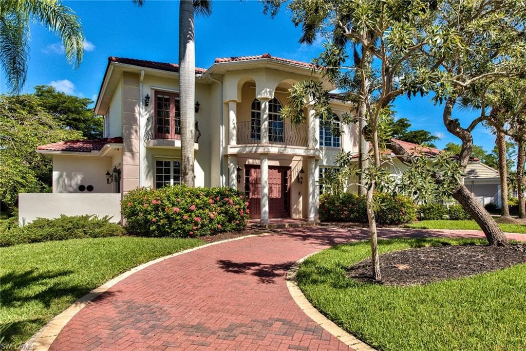 2127 Harlans RUN NAPLES, FL 34105