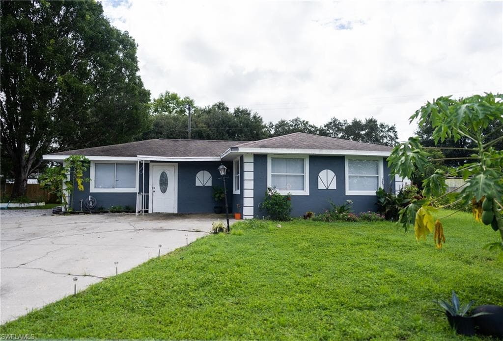24 Roanoke DR FORT MYERS, FL 33905