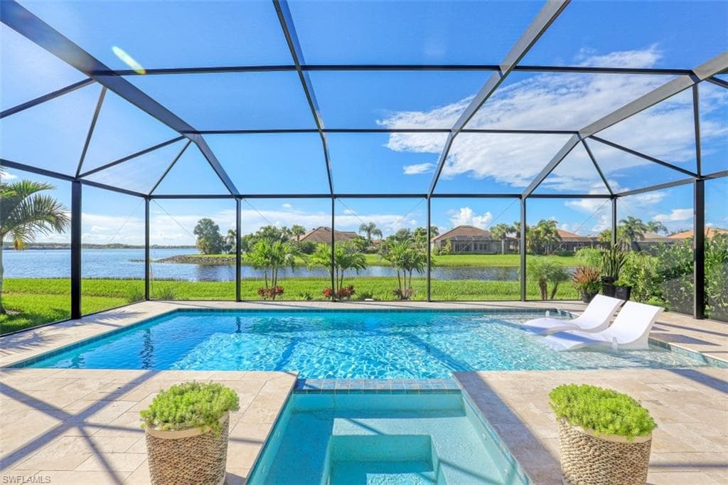 9423 Quarry DR NAPLES, FL 34120