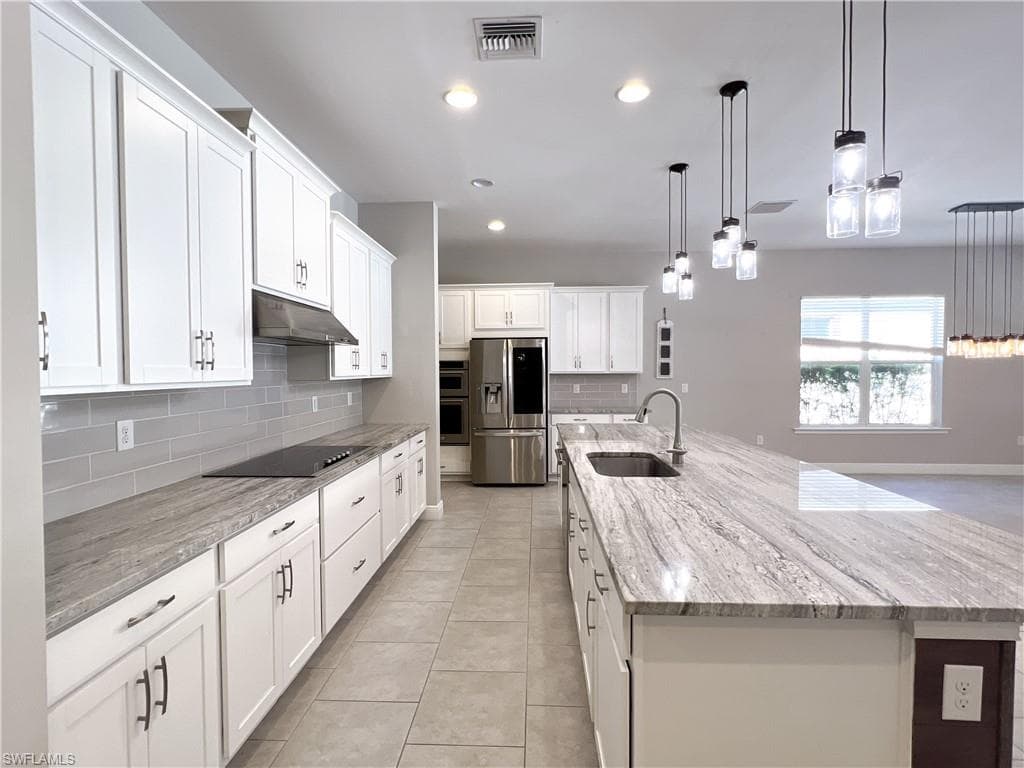 3604 Pilot CIR NAPLES, FL 34120