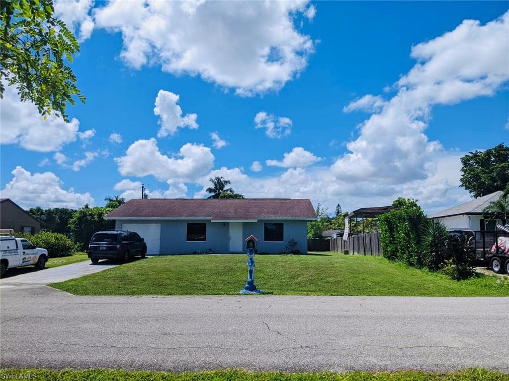2101 52nd LN SW NAPLES, FL 34116